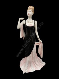 Фарфоровая статуэтка  «A Moment to Cherish», Coalport